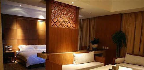 Zhengzhou Grenada Hotel Экстерьер фото